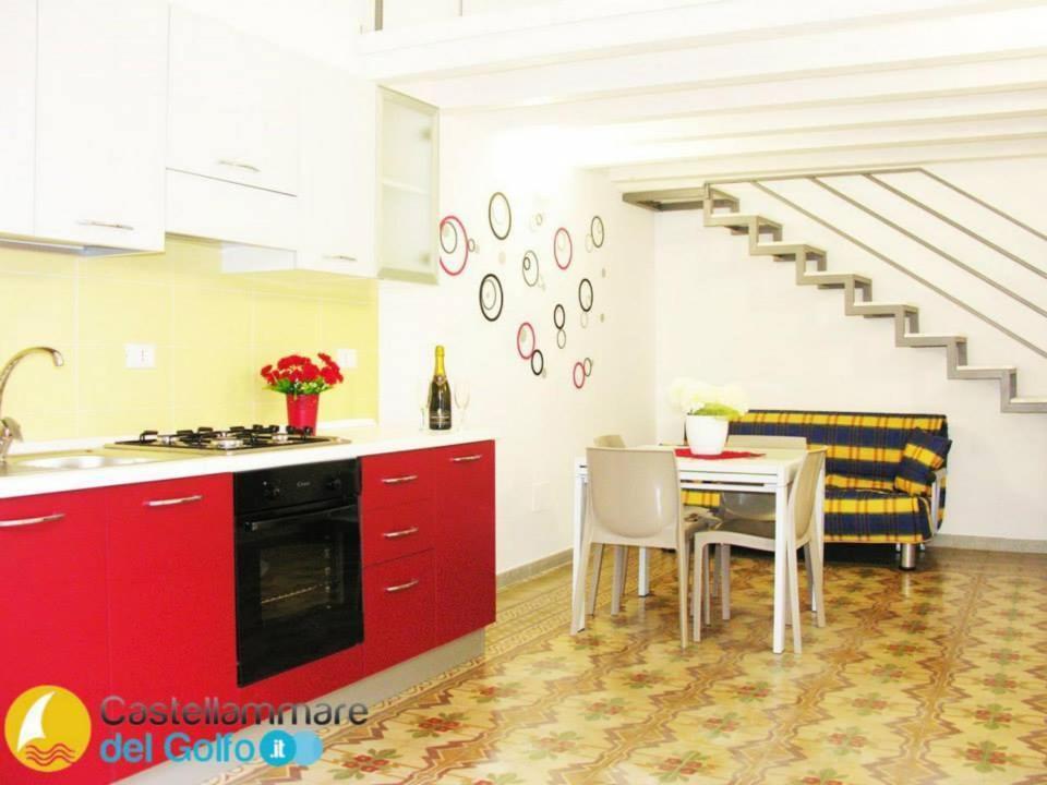 Casa Vacanza Raggio Di Sole كاستيلاّماري ديل غو المظهر الخارجي الصورة