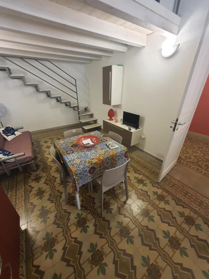 Casa Vacanza Raggio Di Sole كاستيلاّماري ديل غو المظهر الخارجي الصورة